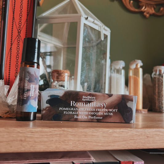 Romantasy bookish Perfume oil