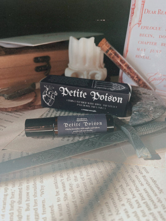 Petite Poison By RomesReads