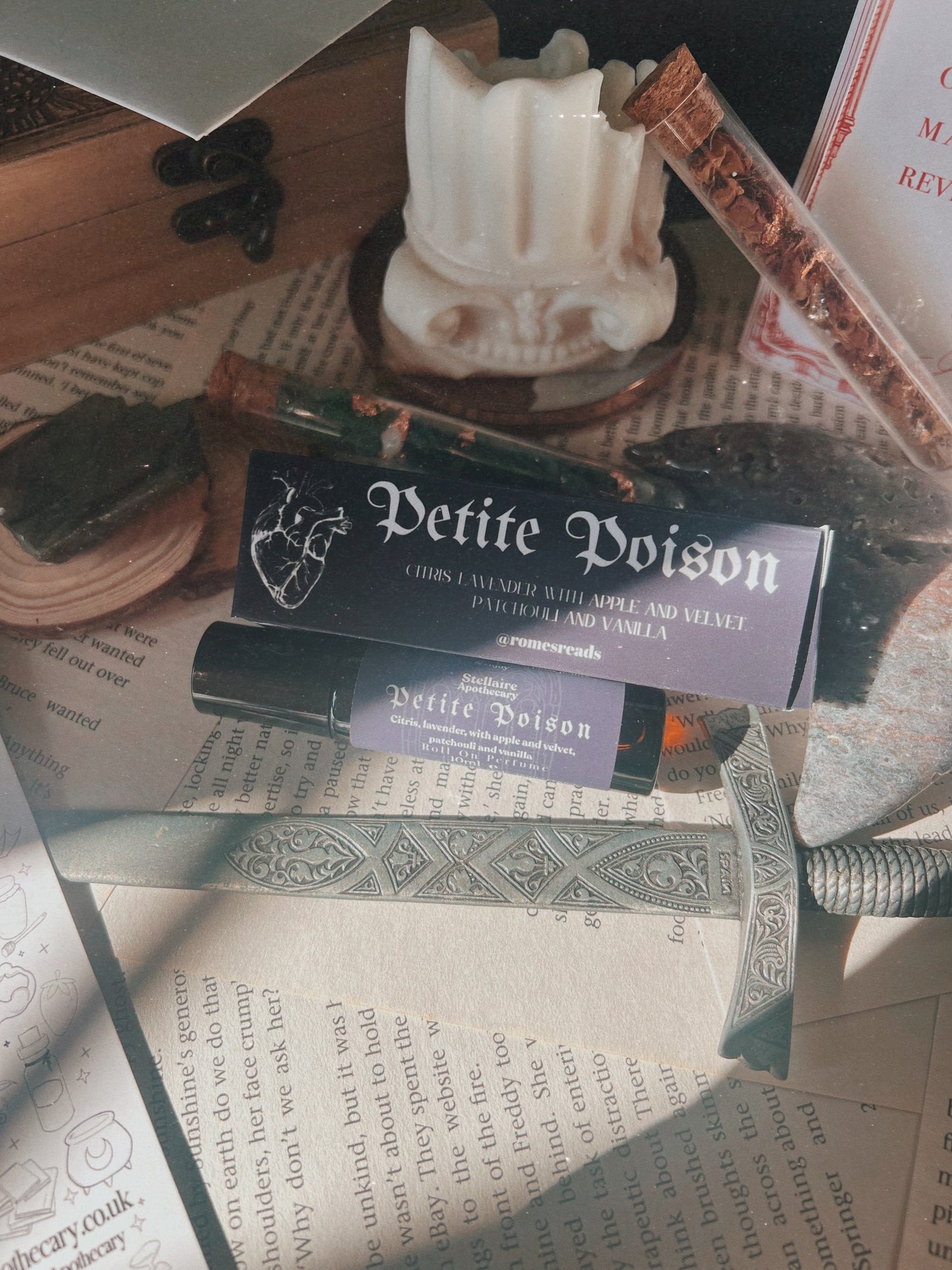 Petite Poison By RomesReads